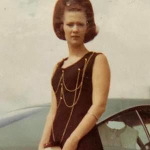 Meet your Posher, Melissa